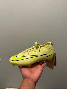 Nike Zoom Mercurial Vapor 16 Academy FG/MG